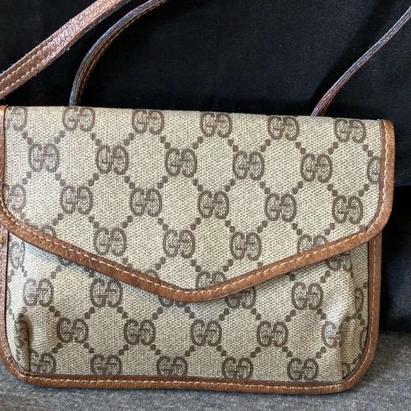 Gucci crossbody pouch - Picture 3 of 6